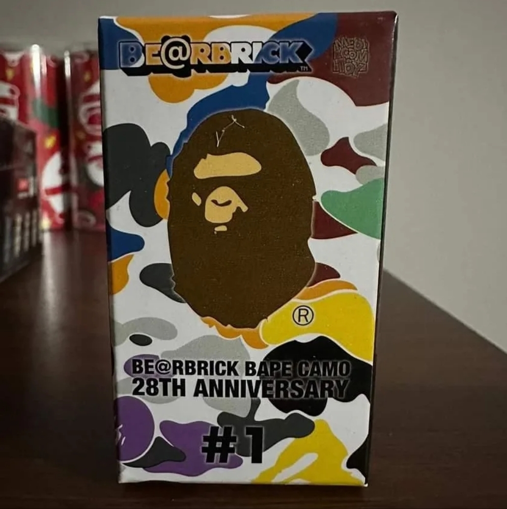 Bearbrick X Bape 28th Anniversary Camo #1 case 100% (All Bearbricks are sealed):